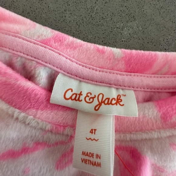 4 New (3 NWT and 1 NWOT) Cat & Jack 4T Long Sleeve Girl Shirts Bundle 4 Years - Picture 2 of 2